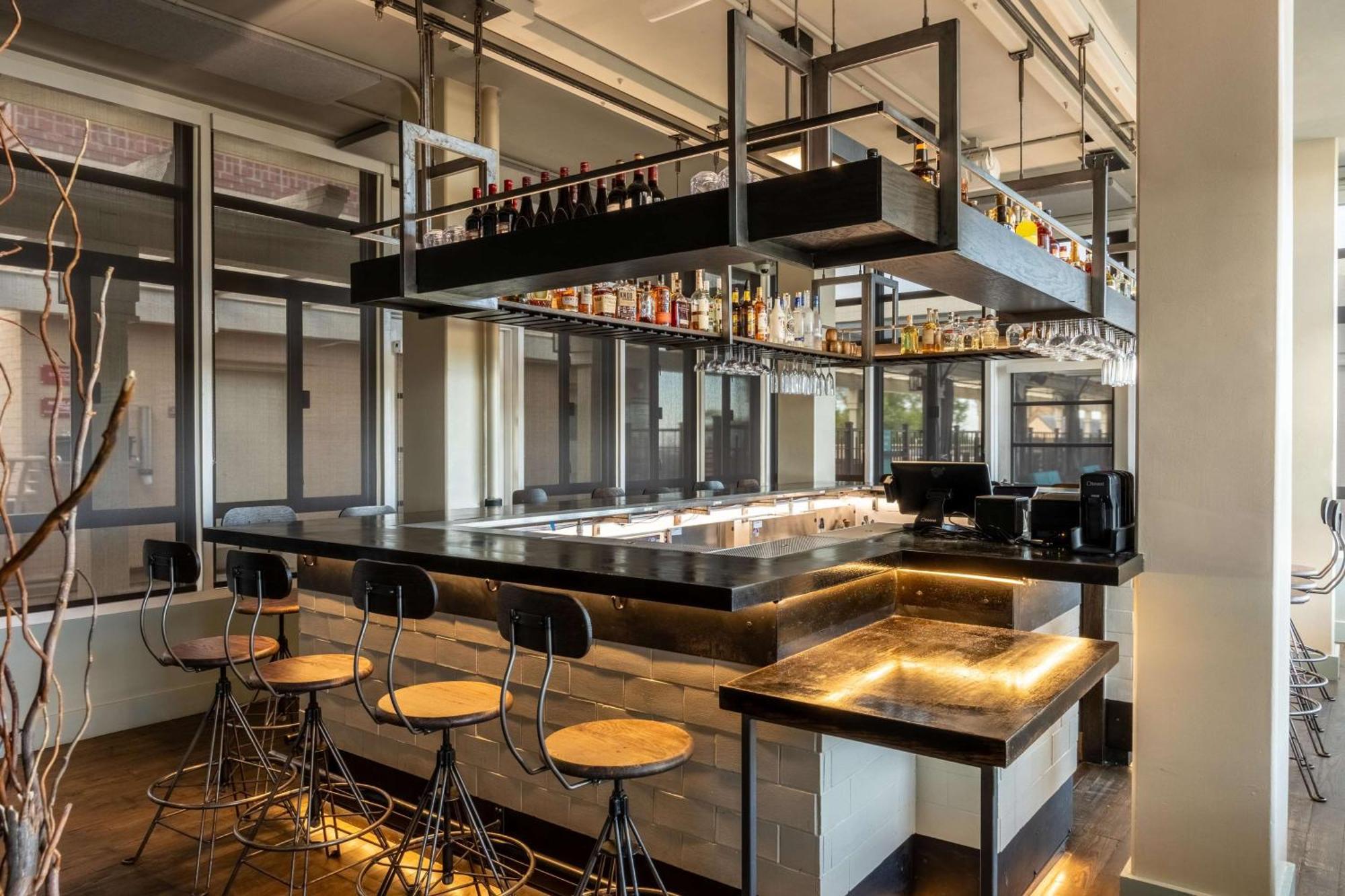 Drury Plaza In Hotel