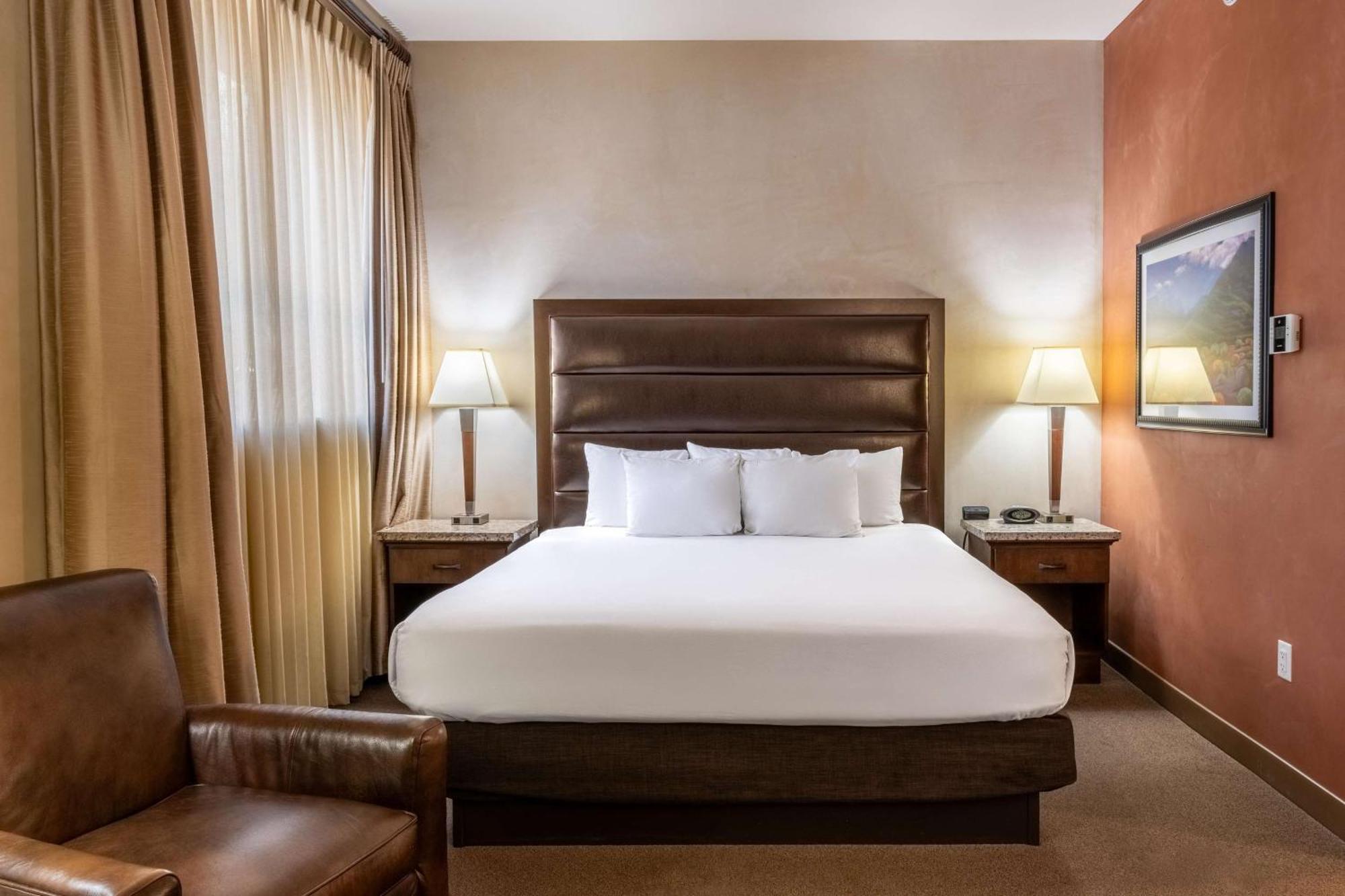 Drury Plaza In 4* Santa Fé