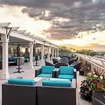 Drury Plaza In 4*