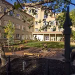 Drury Plaza In