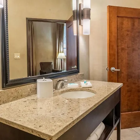 Hotel Drury Plaza In 4*