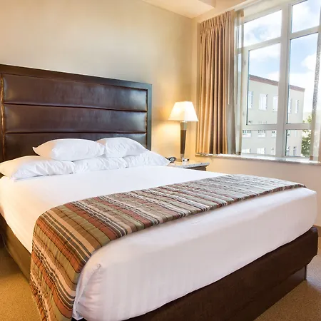 Drury Plaza In Hotel