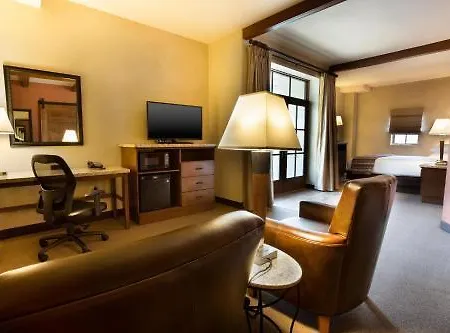 Hotel Drury Plaza In